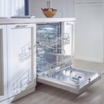 Midea 24 in Built-In Dishwasher with Extended Dry, 52 dBA - Image 4